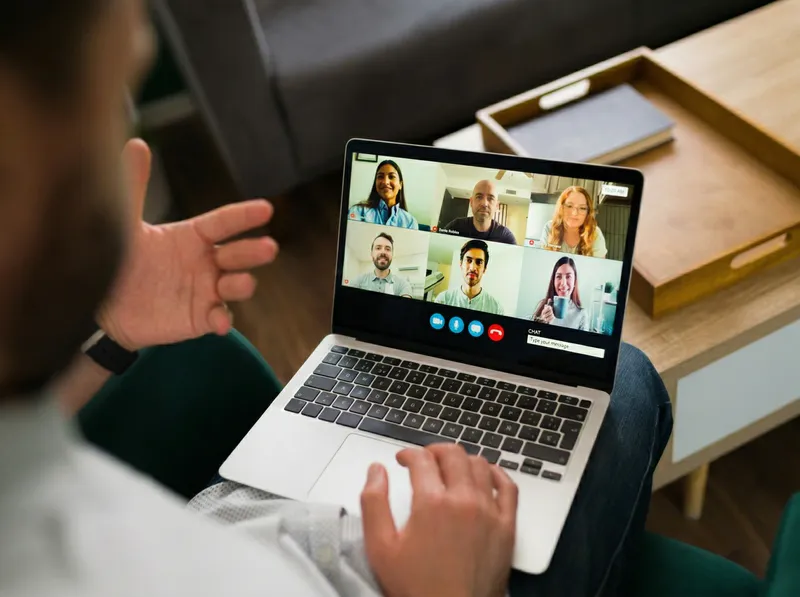 Sessão de mentoria online Chão de Fábrica